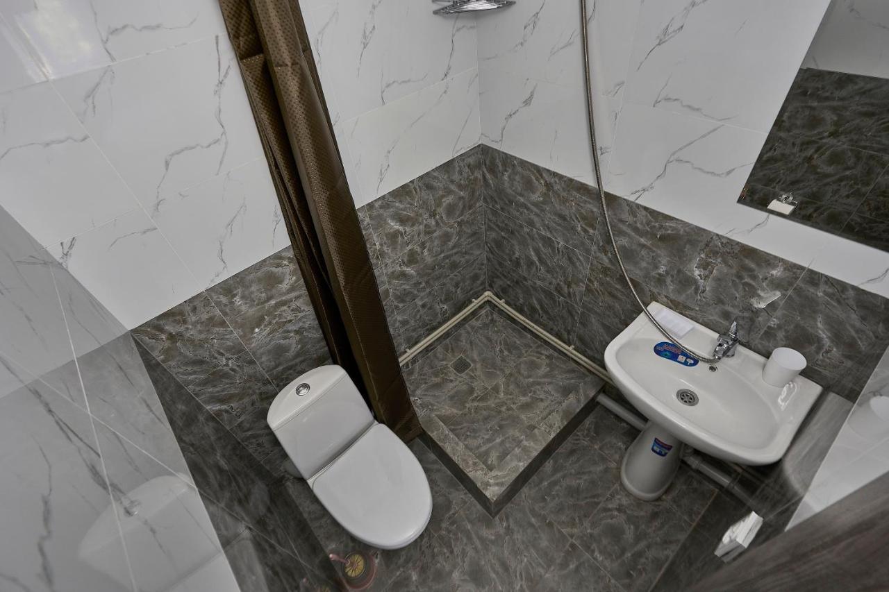 Aparthotel Апарт 33 Ałma Ata Zewnętrze zdjęcie