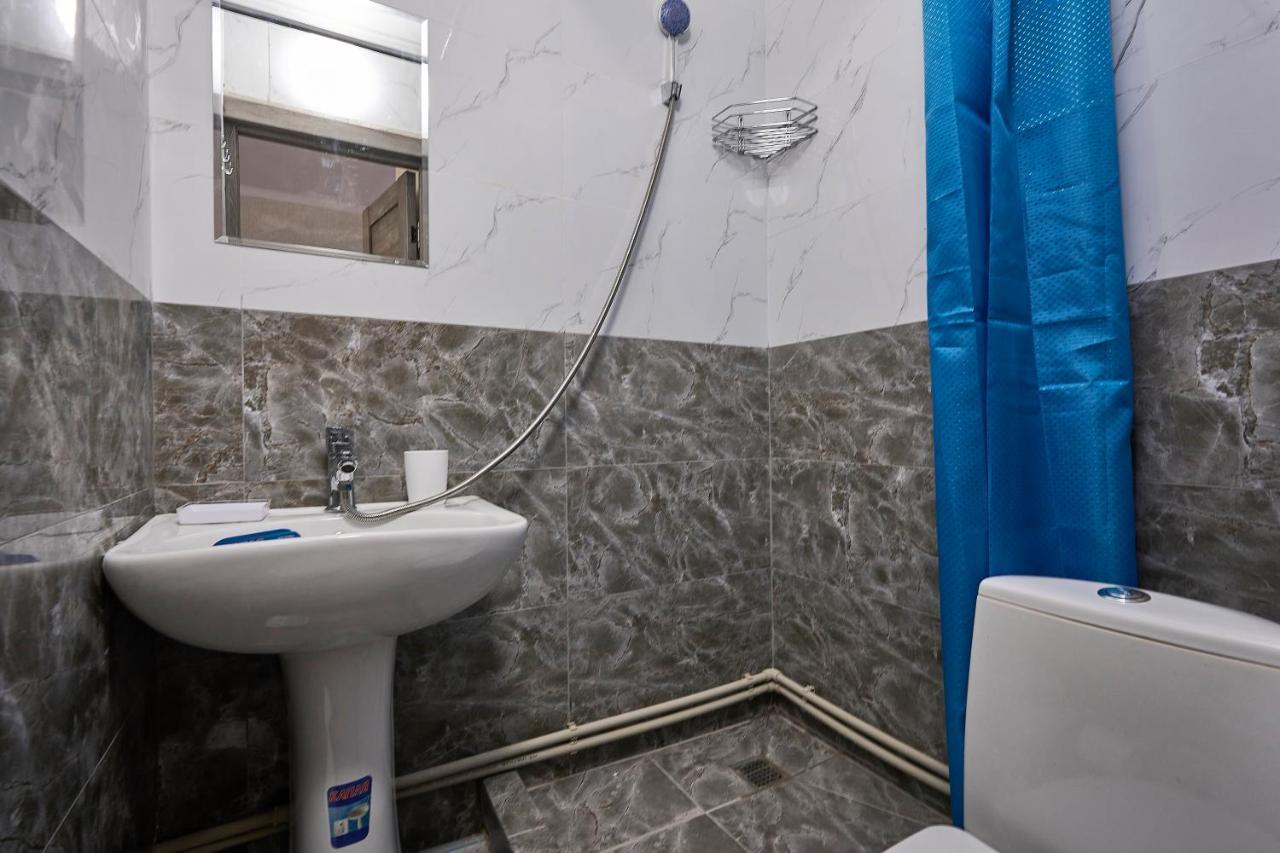 Aparthotel Апарт 33 Ałma Ata Zewnętrze zdjęcie