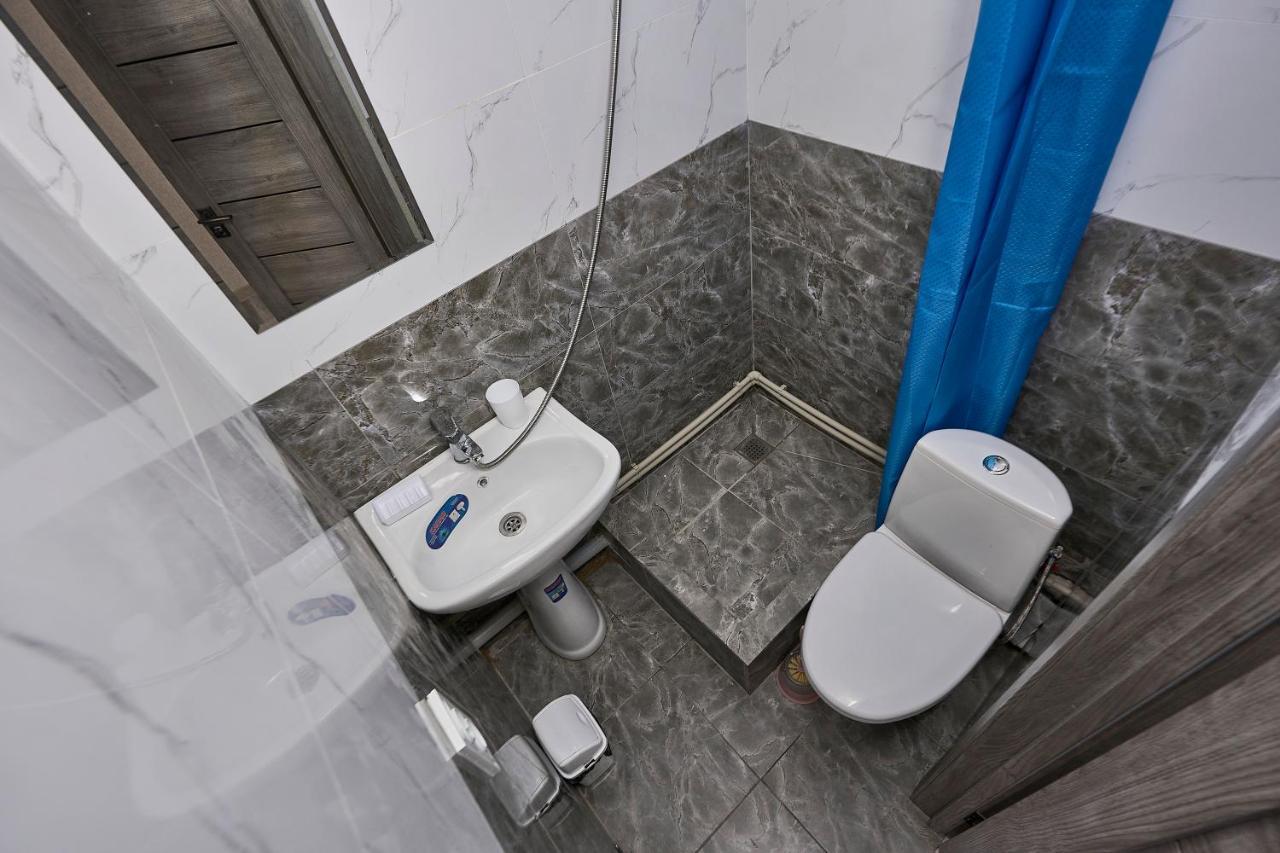 Aparthotel Апарт 33 Ałma Ata Zewnętrze zdjęcie